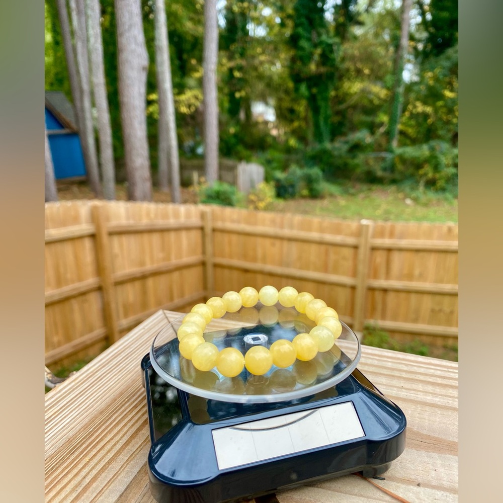 Yellow Jade Butter Quartz Gemstone Stretch Bracelet 10mm